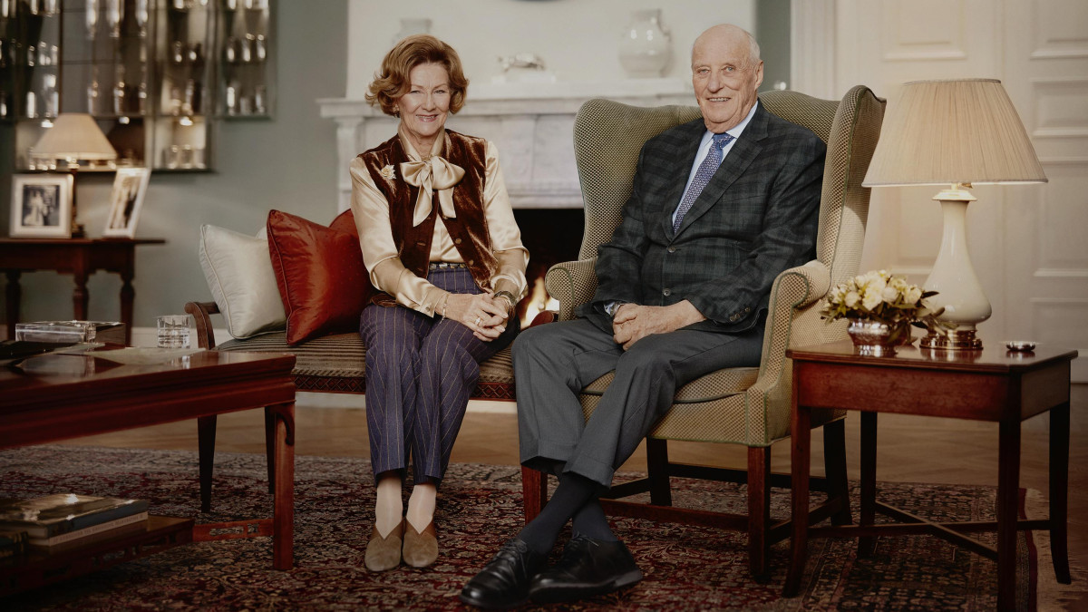 Norweski król walczy o rekord. Chce odwiedzić wszystkie gminy w kraju