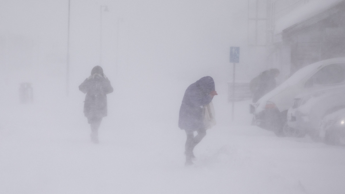 Północ Norwegii: pomarańczowe i żółte ostrzeżenie o dużych ilościach śniegu