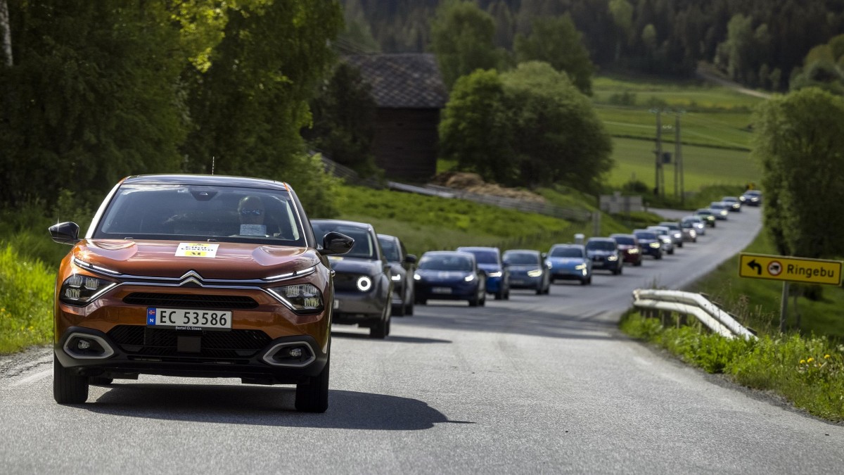 Największy na świecie test samochodów elektrycznych już za kilka dni. Start z Oslo