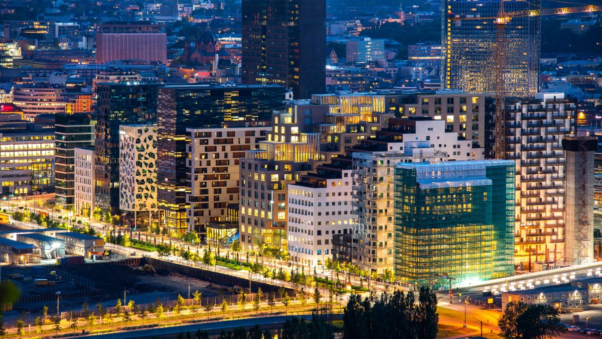 Oslo nie zniesie zakazu sprzedaży alkoholu. Zamknięcie społeczne przedłużone