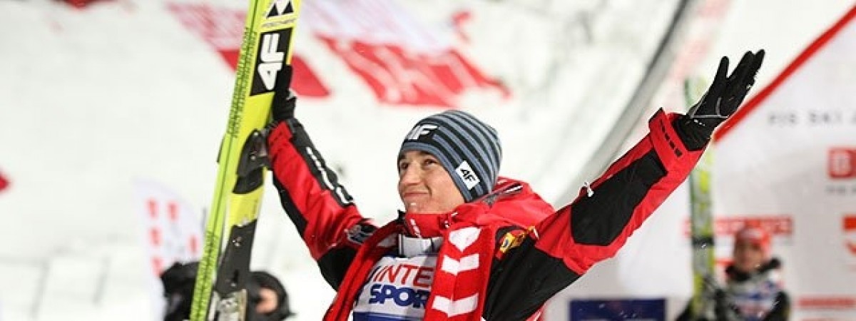 Serwisy sportowe w Polsce: „norweskie media w szoku po zwycięstwie polskich skoczków”