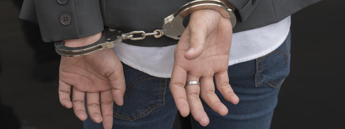 Tego nikt się nie spodziewał. Partnerka ministra oskarżona o podpalenie jego samochodu