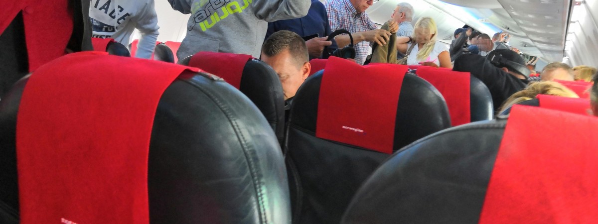 Czworo Polaków aresztowanych po awanturze w samolocie. Byli pijani i grozili załodze