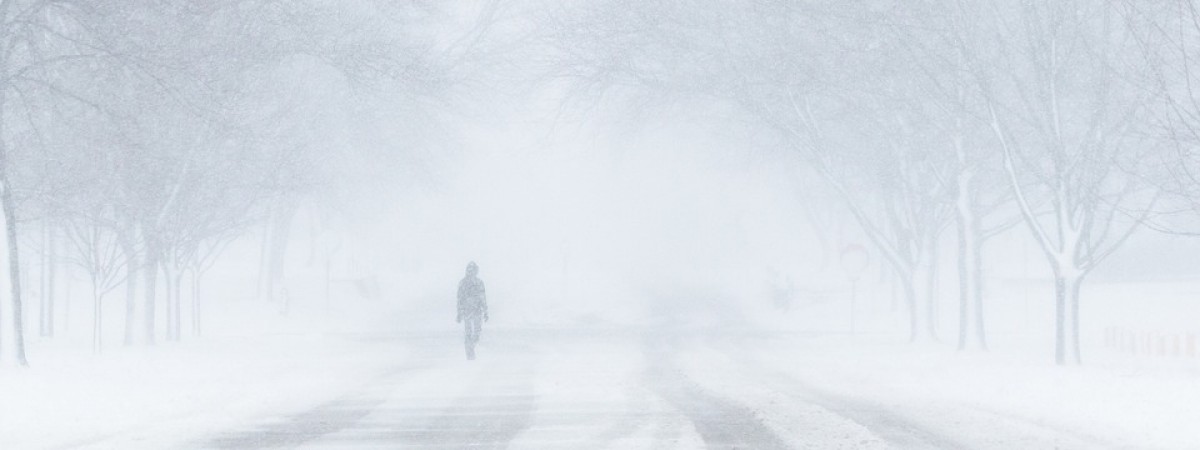 Silne wiatry i śnieżyce: wiele górskich dróg nieprzejezdnych 