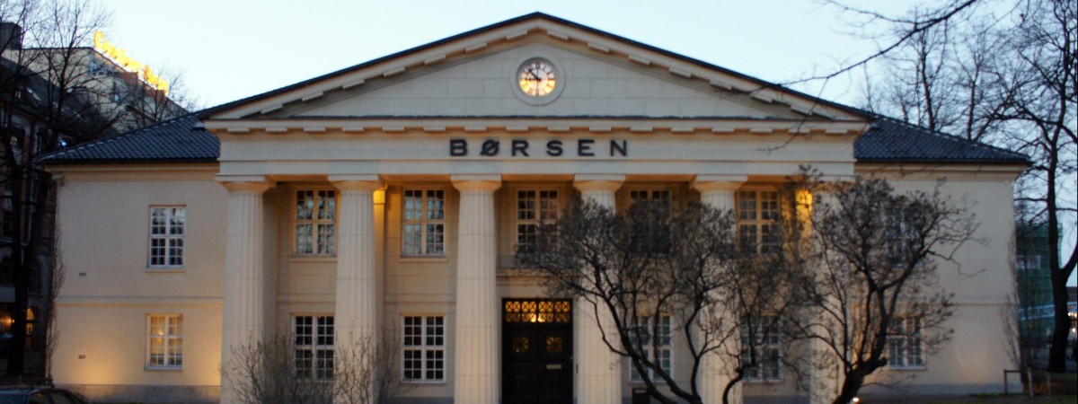 Korona znów notuje spadek. Śmiertelny wirus uderza w światowe rynki