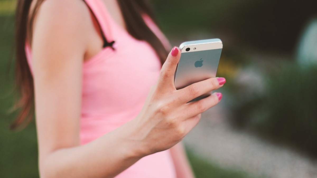 Nowe wytyczne dla rodziców w Norwegii. Chodzi o dzieci i telefony