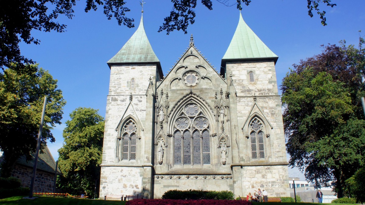 Ogrodzą najstarszą norweską katedrę. Wszystko przez podpalaczy