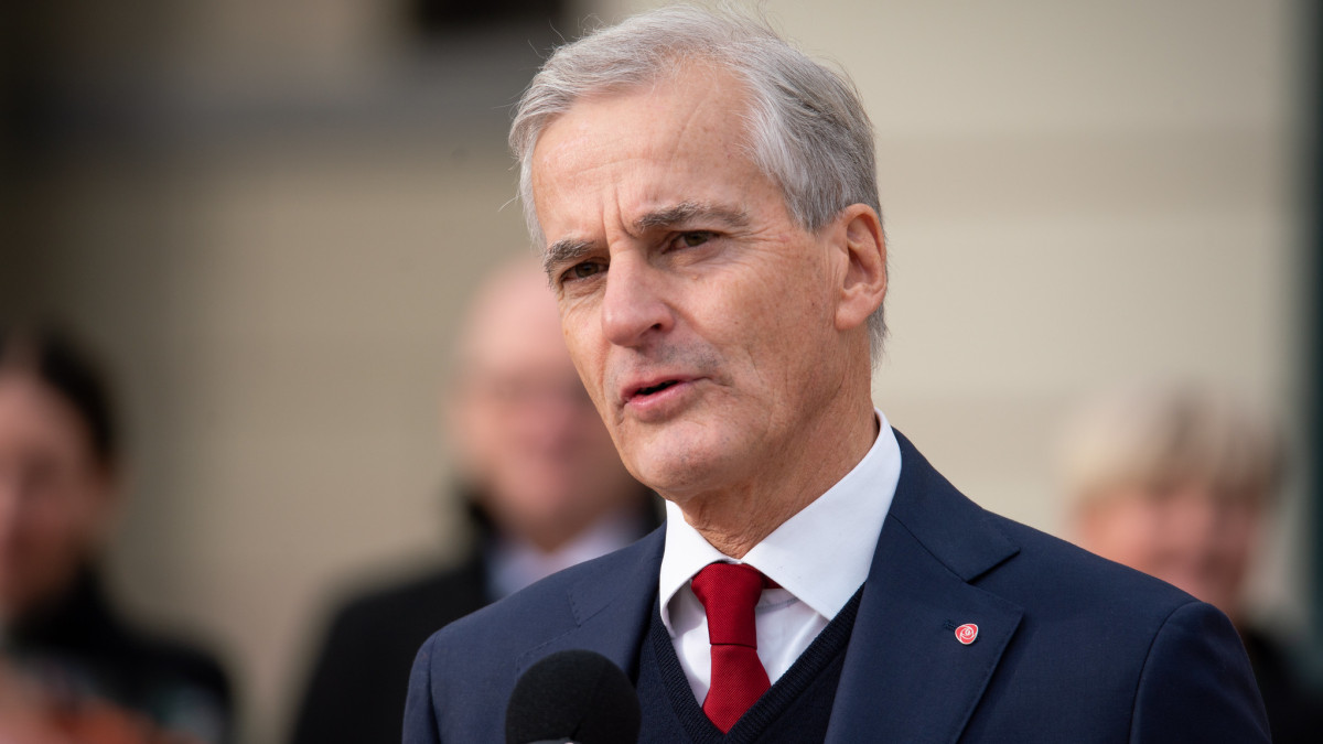 Premier potwierdza przedłużenie programu dopłat. Cena może jednak wzrosnąć