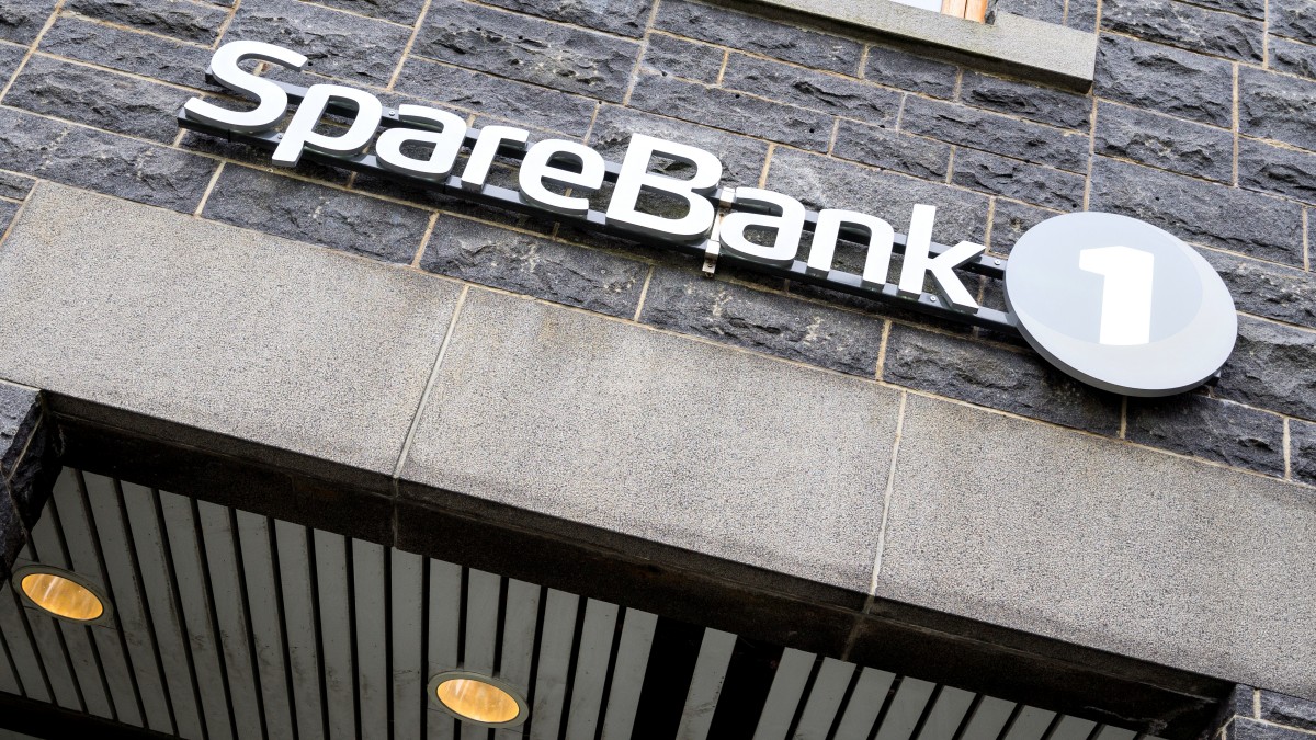 Bank zamyka ponad połowę swoich oddziałów. Stawia na bankowość mobilną