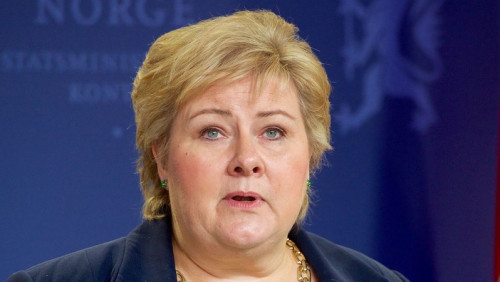 Solberg: „Imigranci muszą przystosować się do norweskiego rynku pracy i kultury”. Norwegia stawia granice?