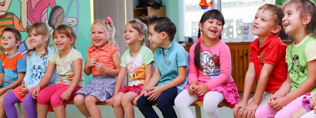 Coraz więcej dzieci żyje w biedzie. W najgorszej sytuacji rodziny imigranckie