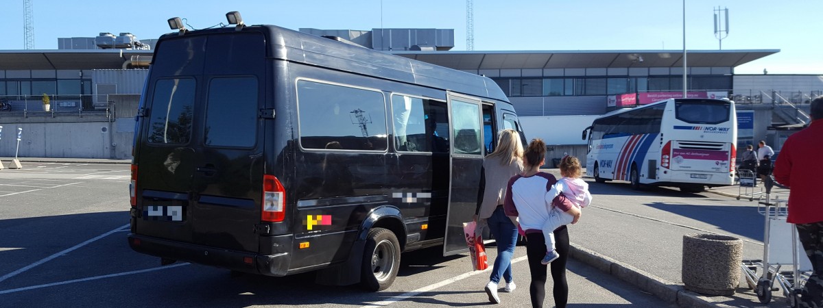 Polsko-norweski przewoźnik na celowniku Inspekcji Pracy. Norwegowie walczą o pasażerów z lotniska