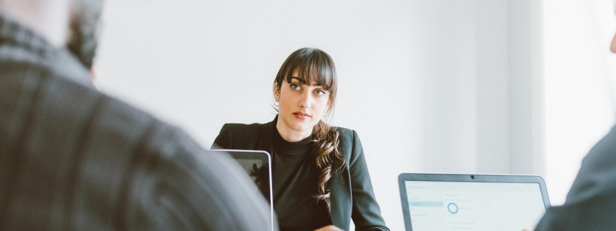 Są dokładni, wciąż słabo znają języki i... nie potrafią się ,,sprzedać
