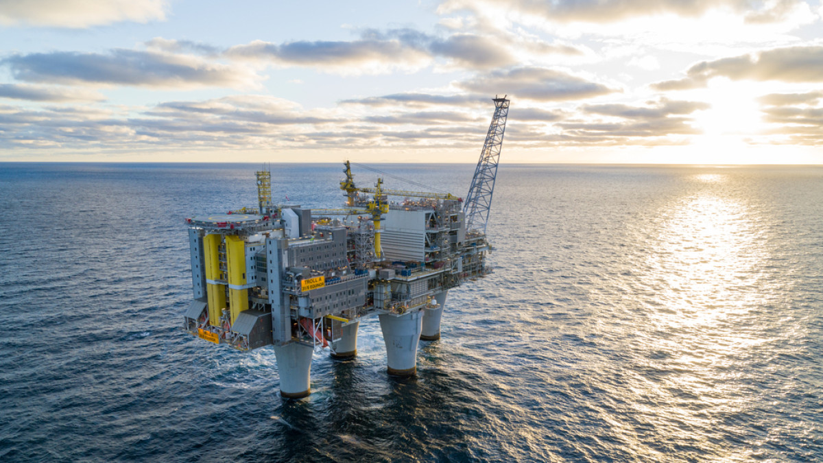 Co dalej z inflacją i zyskiem z ropy? Rząd proponuje zmiany w budżecie państwa