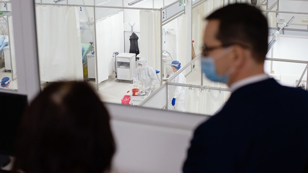 Czarne żniwo koronawirusa w Polsce. Najtragiczniejsze dane od zakończenia drugiej wojny światowej