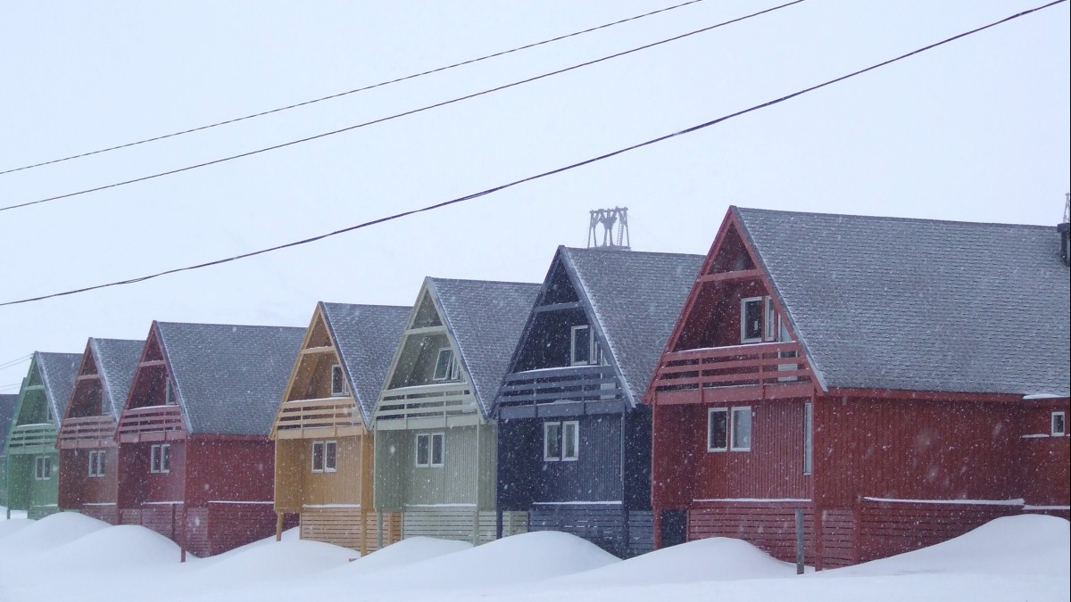 Czerwony alarm pogodowy w części kraju: meteorolodzy proszą o pozostanie w domach