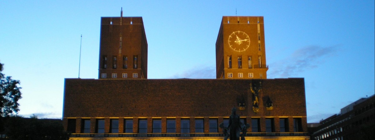 Chcieli zielonej stolicy, teraz zabiorą im prywatne parkingi. Podziemia ratusza mogą się zamienić w garaż dla rowerów
