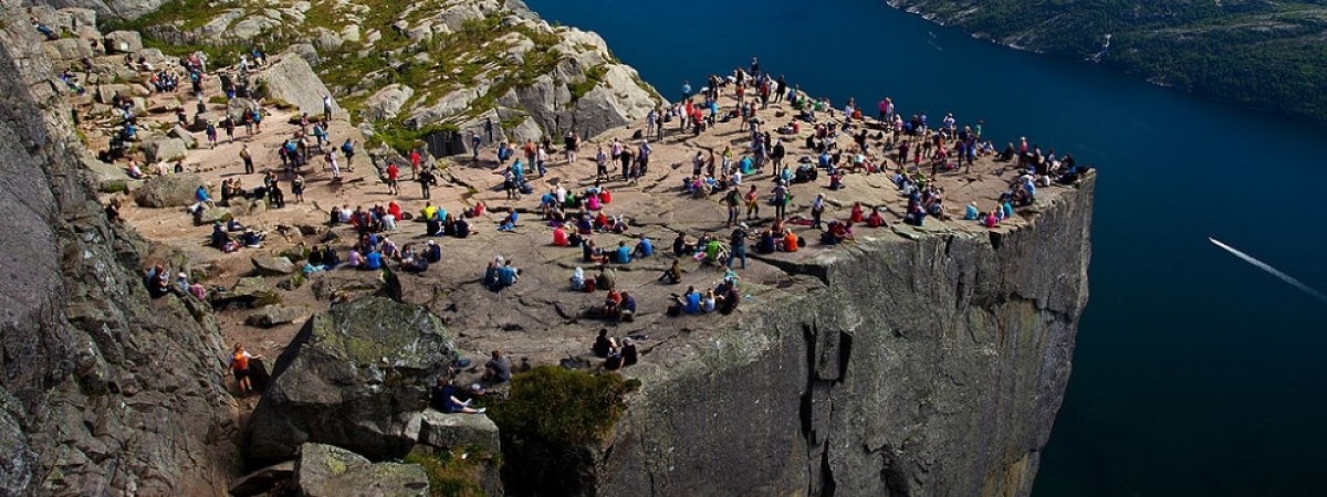  Polscy architekci docenieni za projekty kościoła na Preikestolen