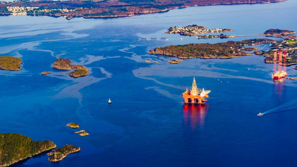 Branża przemysłowa będzie musiała dopłacić 22 miliardy koron, bo rząd nie zrekompensuje CO₂