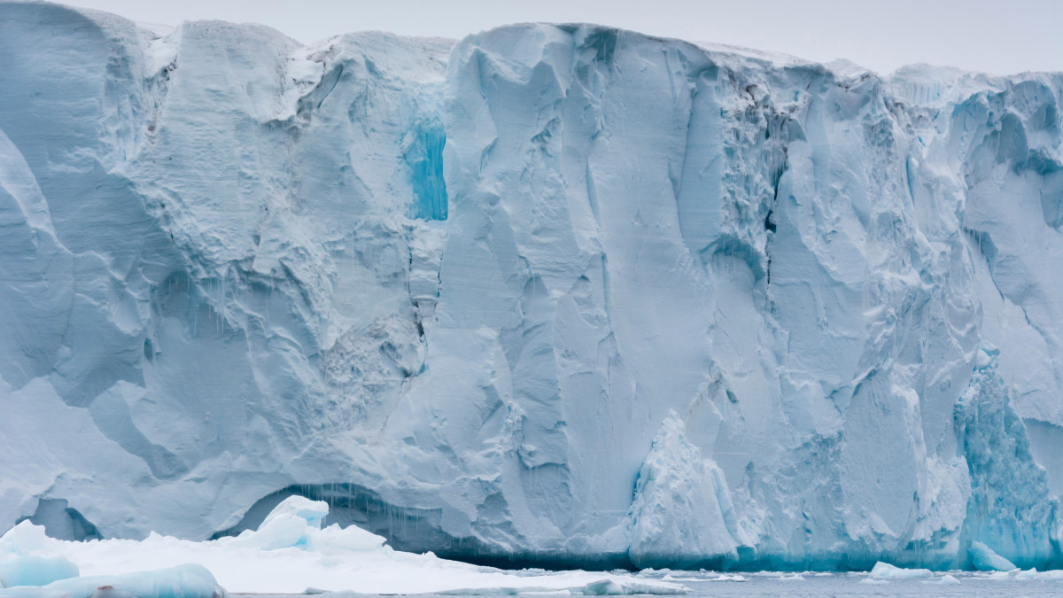 Norwegia boi się ocieplenia klimatu. Największy lodowiec z rekordowym tempem topnienia