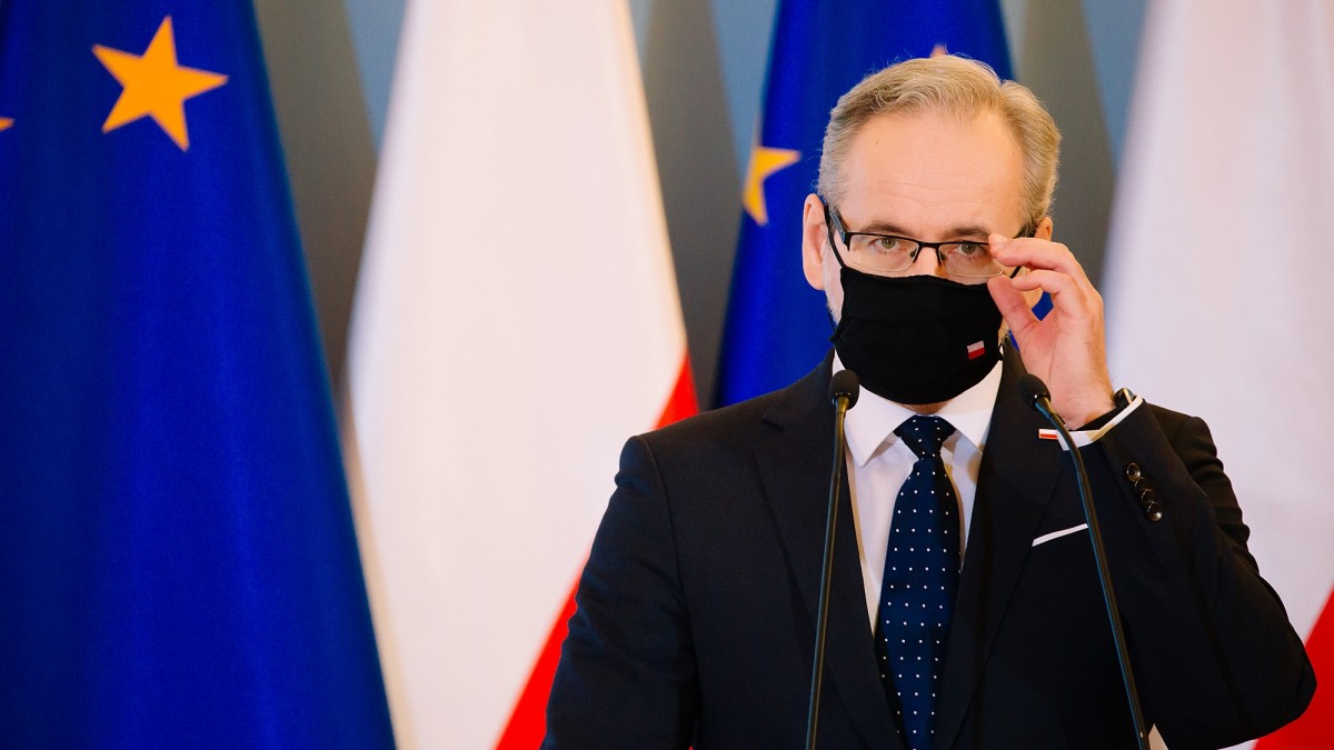 Polska: restrykcje dla całego kraju. „Trzecia fala przyspiesza”