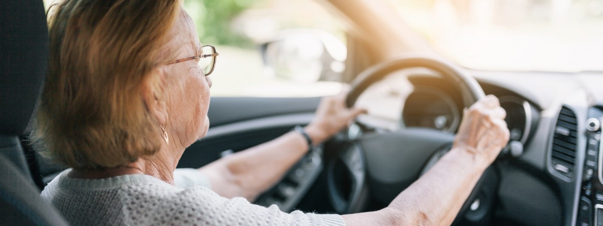 75-letni kierowcy nie trafią na badania? „Są zdrowsi i bardziej doświadczeni”