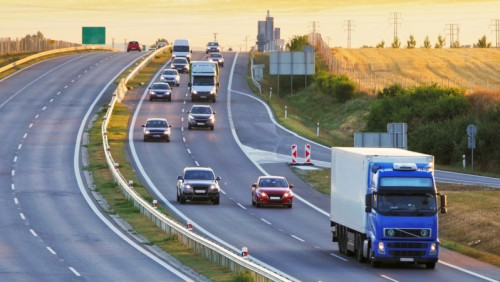 ,,Spalinowe auta niedługo całkowicie znikną