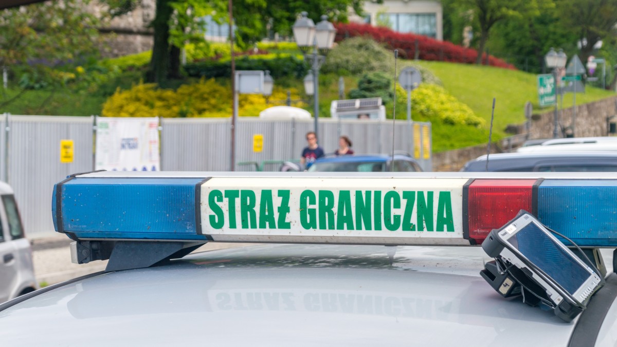 Jeden zbyt pijany, drugi przesadził z żartami – obaj za karę nie polecieli do Norwegii