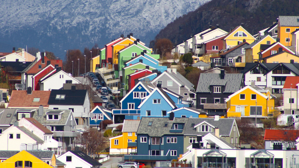 Co zobaczyć w Kristiansund? Portret miasta z dorszem w tle