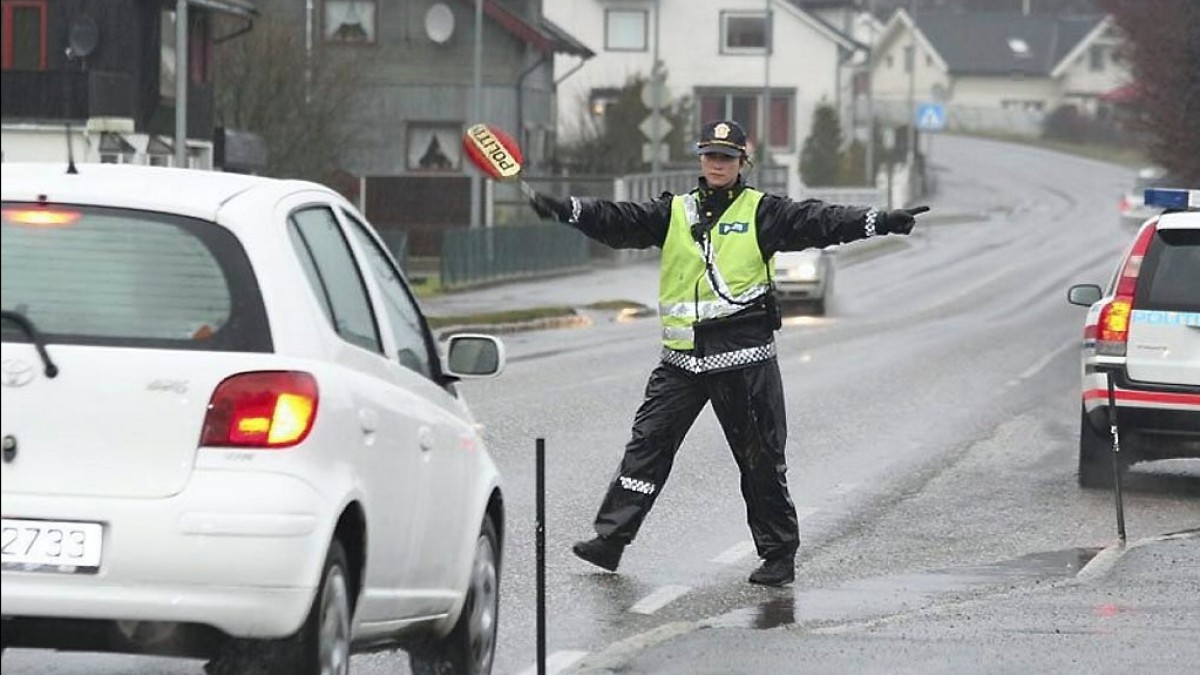 Inteligentne tempomaty już niedługo będą obowiązkowe: UE chce chronić przed piratami drogowymi
