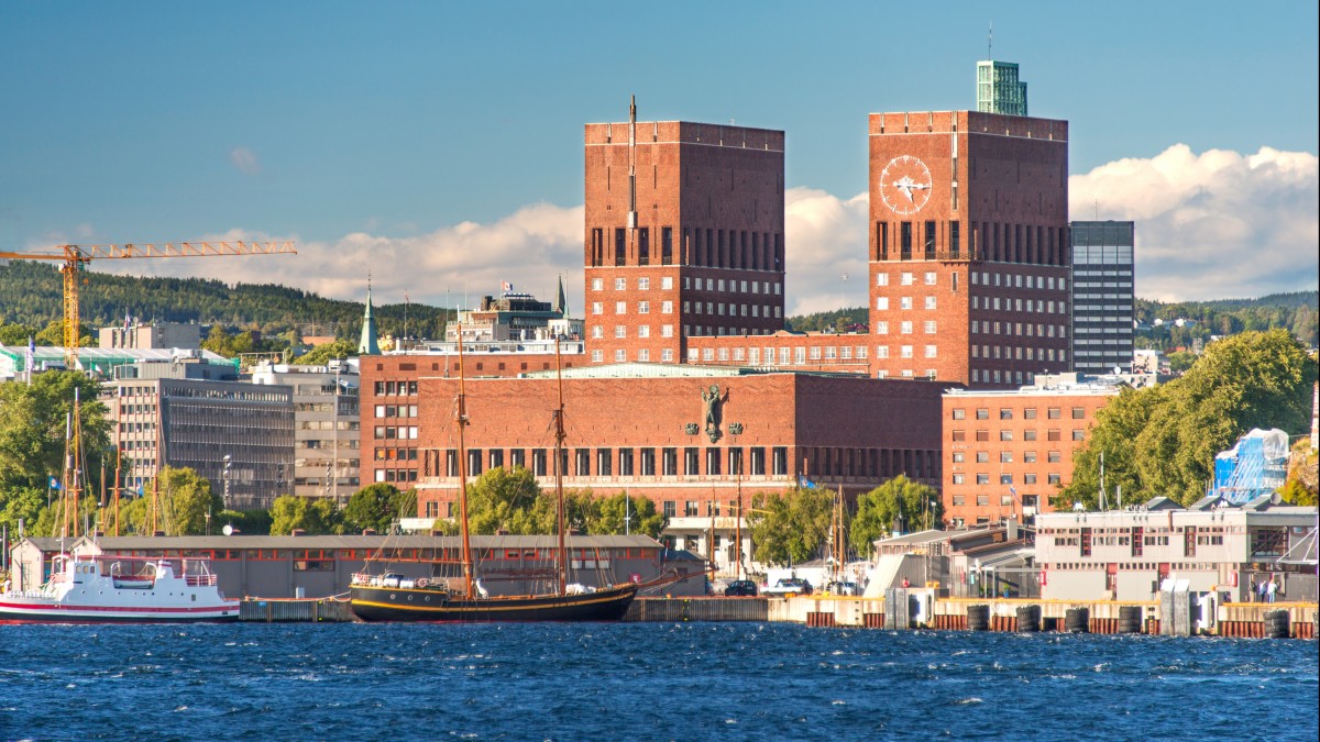 W Oslo jest już prawie normalnie: władze zniosły kolejne lokalne obostrzenia