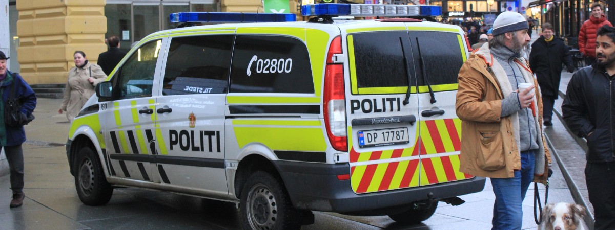 12 pasażerów w osobówce. Walczyli z zanieczyszczeniem powietrza, żartują internauci