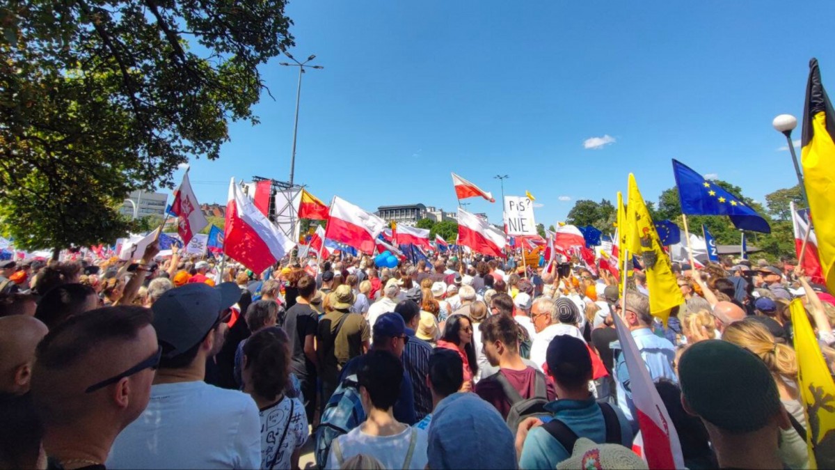 „Największa demonstracja od upadku komunizmu”. Norweskie media o marszu 4 czerwca