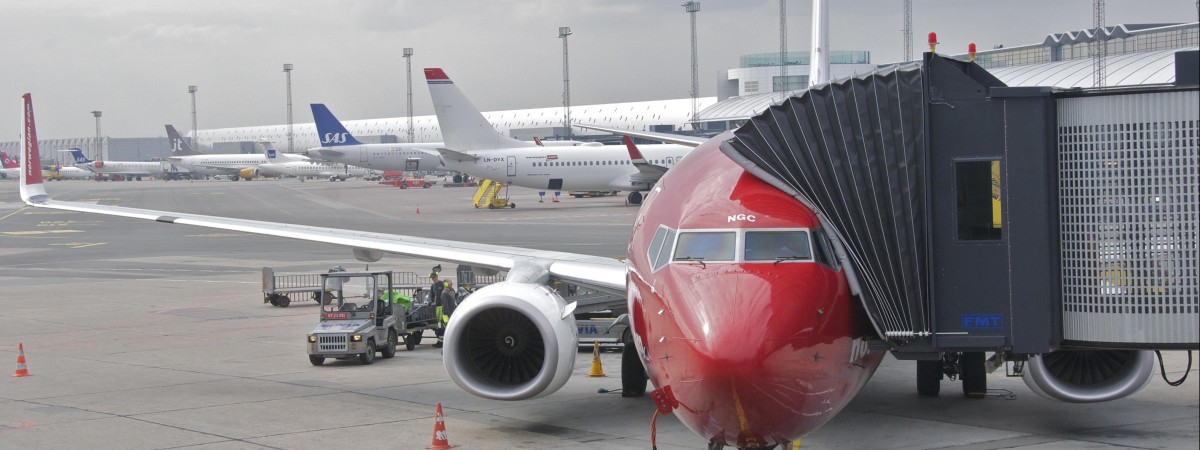 Norweskie linie lotnicze nie zwalniają tempa i biją kolejne rekordy. Również w opóźnieniach...