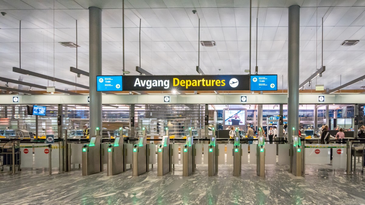 Będą pilnować wszystkich lotnisk w Norwegii. Monitoring pasażerów ma pomóc namierzyć terrorystów i przestępców