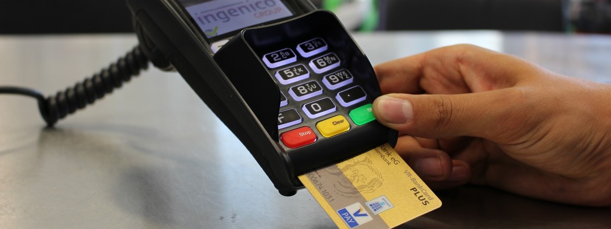 Norwegia może być pierwszym krajem bezgotówkowym: 8 na 10 obywateli płaci tylko kartą