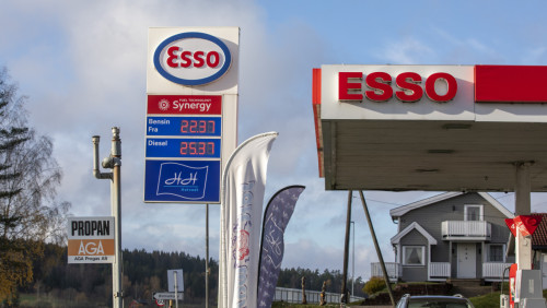 Wysokie ceny paliw problemem mieszkańców Norwegii. Obciążają budżet blisko 70 procent gospodarstw