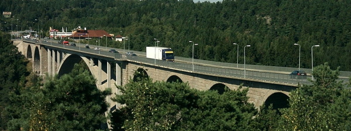 Próbowali oszukać celników: 17 Polaków wydalono z Norwegii za przemyt