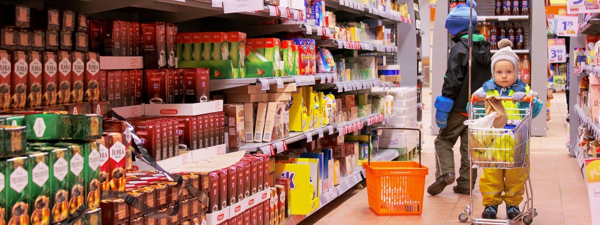 Świąteczne stoły i prezenty liczone w… miliardach. Tyle wydajemy na Święta