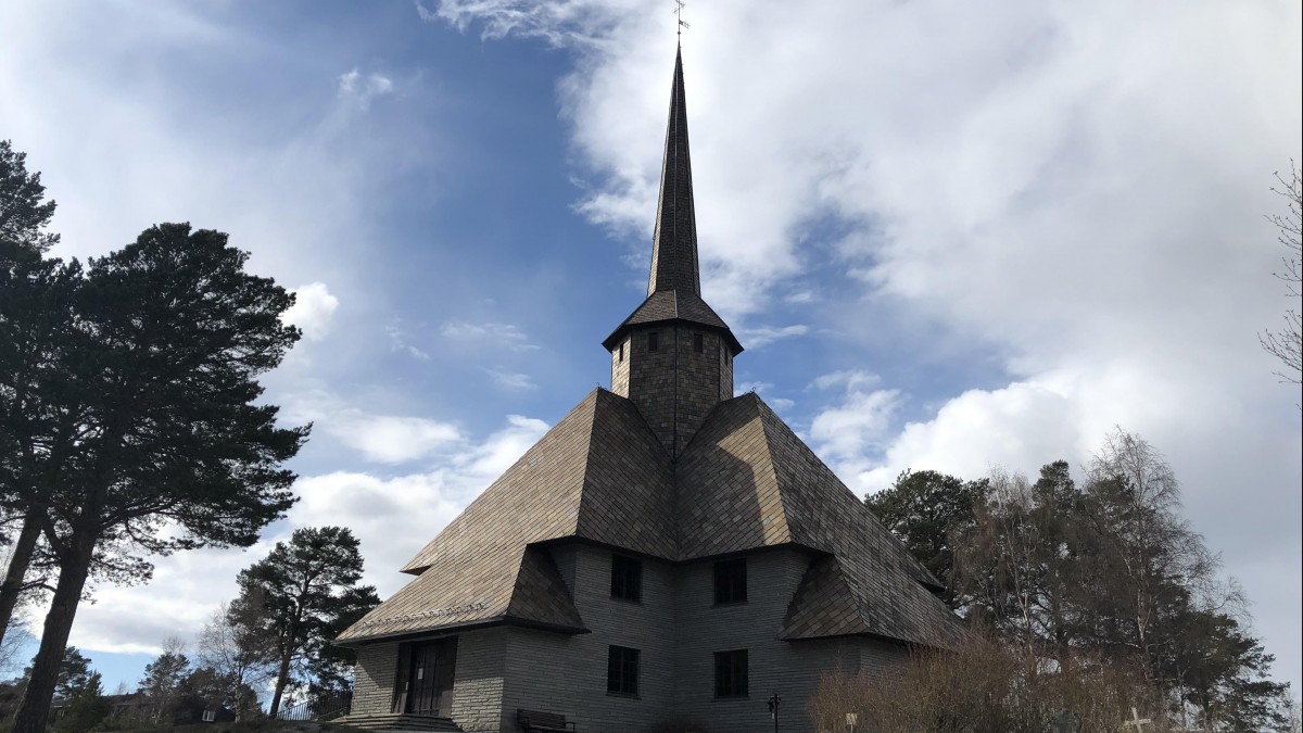 Religia w odwrocie. W życiu kościołów i grup wyznaniowych uczestniczy mniej niż połowa Norwegów