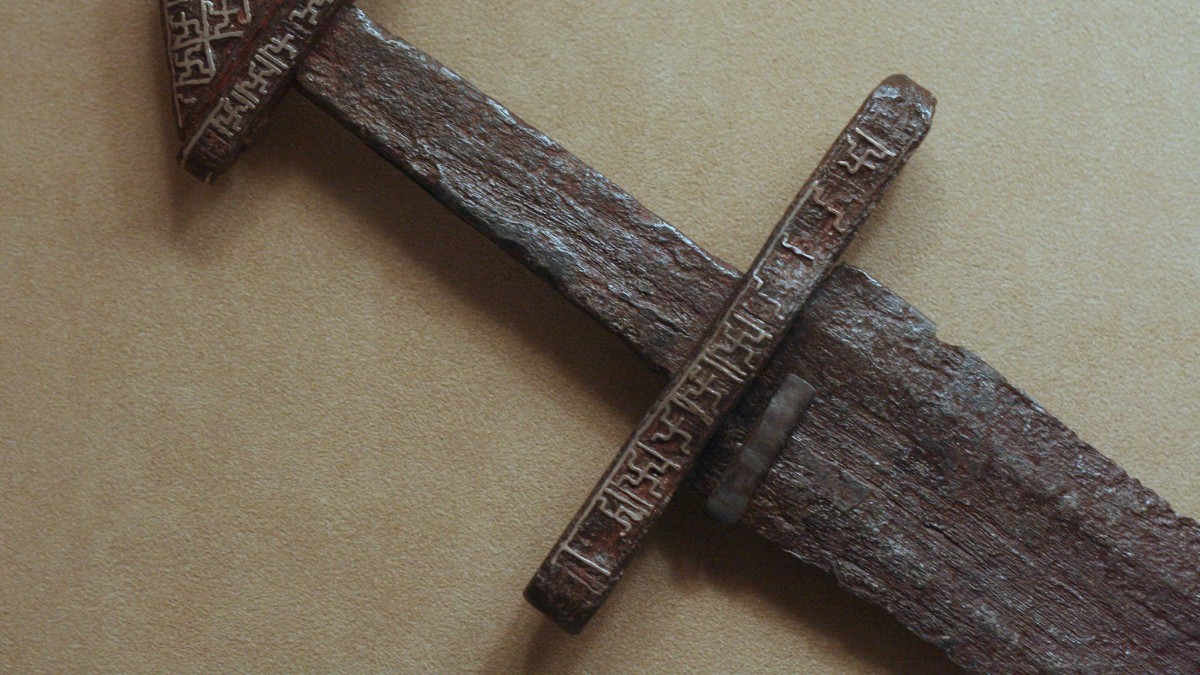 Na lotnisku w Oslo pojawiły się wikińskie miecze. Mają ponad 1000 lat