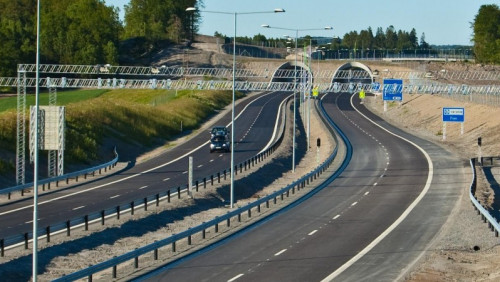 Jak i gdzie płacić „bompenger”? Wyjaśniamy, na czym polegają opłaty bramkowe