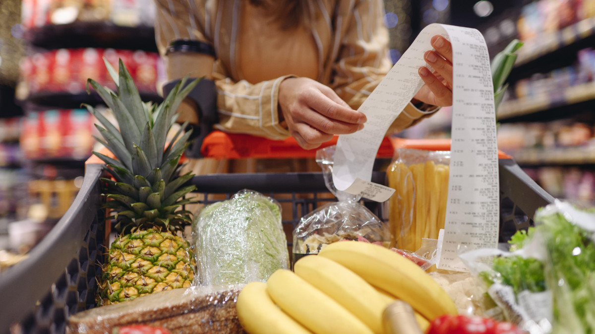 Norwegowie zostawili miliardy za granicą. Wiemy, co najchętniej kupują