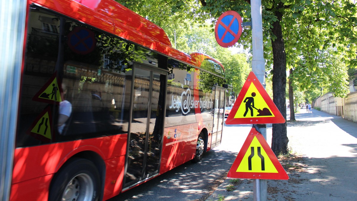 Strajk kilku tysięcy kierowców autobusów stał się faktem. Utrudniony transport w Oslo i Viken
