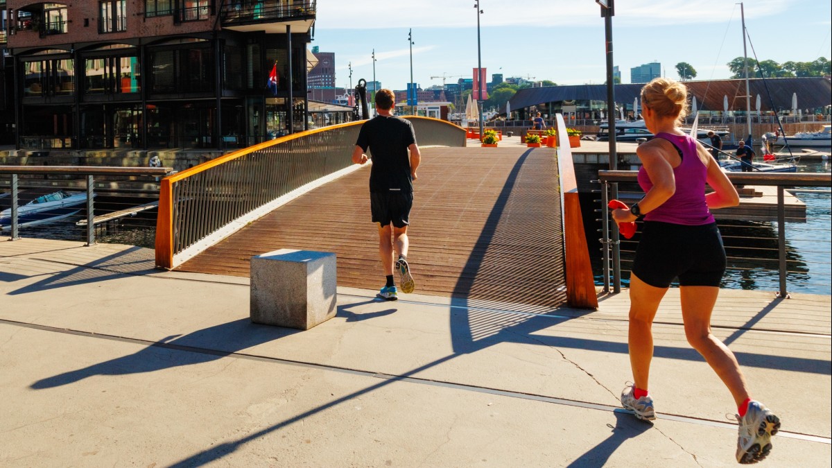 Już wkrótce wszyscy dorośli mieszkańcy Oslo przyjmą pierwszą dawkę. Stolica proponuje też szczepienia drop-in