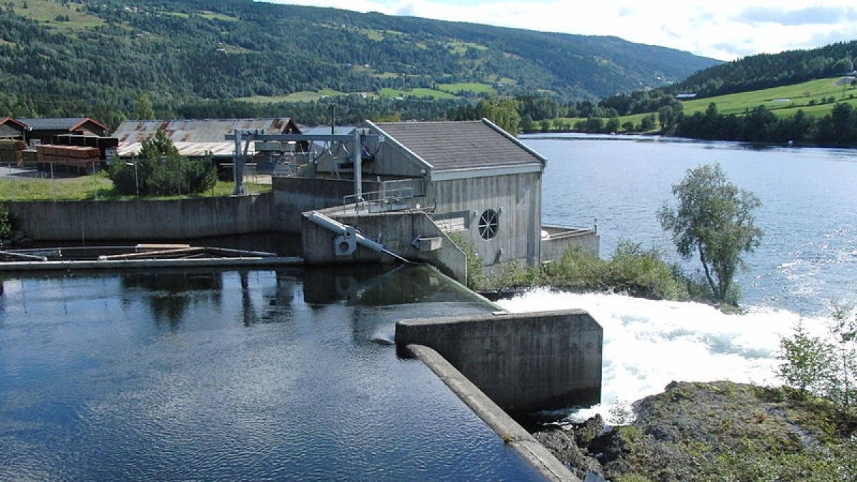 Rząd obniży podatek od energii elektrycznej: to efekt nowelizacji ustawy budżetowej