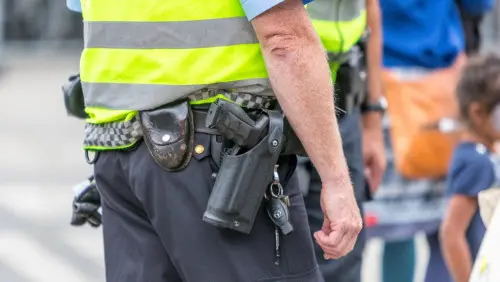 Helikopter nad miastem i oddziały specjalne: policja poszukuje sprawców strzelaniny w Oslo
