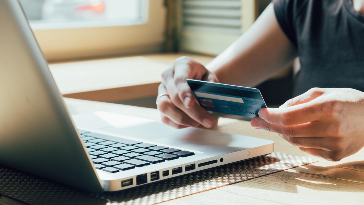 Rosną raty kredytów hipotecznych i na samochód. Wszystko przez podwyżkę stóp procentowych