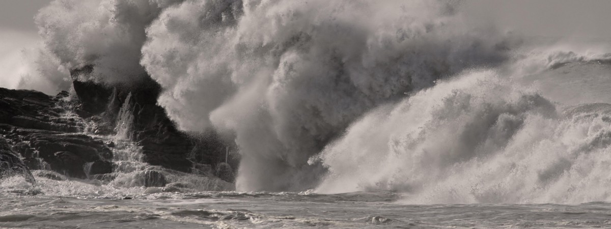 To nie koniec złej pogody: silny wiatr i ekstremalnie niskie ciśnienie w natarciu