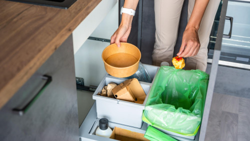 Norwegians produce more waste but segregate it better. Will they meet the EU targets?